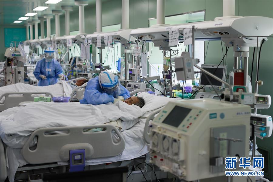 （新華全媒頭條·圖文互動）（1）上下同心，守望相助——中國抗疫眾志成城的生動實(shí)踐