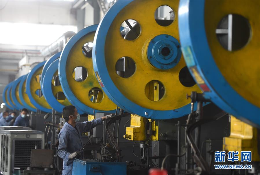 (新華全媒頭條·迎接兩會特別報(bào)道·圖文互動)(6)不同尋常的兩會 萬眾一心的力量——寫在2020年全國兩會召開之際