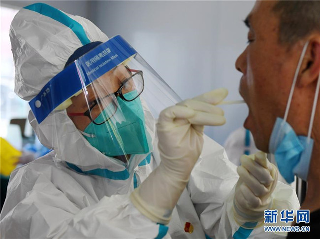 （新華全媒頭條·圖文互動）（7）首都再戰(zhàn)“疫”，難忘40天——寫在北京應急響應級別降級之際 