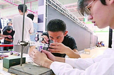 激勵創(chuàng)新，樹立“強國有我”鴻鵠志